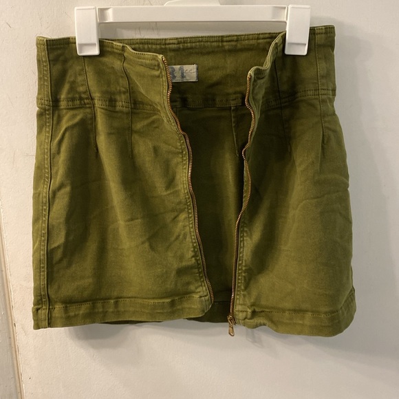Green We The Free Virgo Zip-Front Mini Skirt Size 31 - Picture 7 of 7